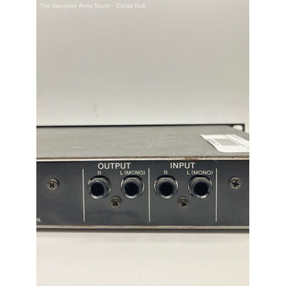 Yamaha REV100 Digital Rack Mount Reverberator Guitar Effects Unit - Picture 4 of 9
